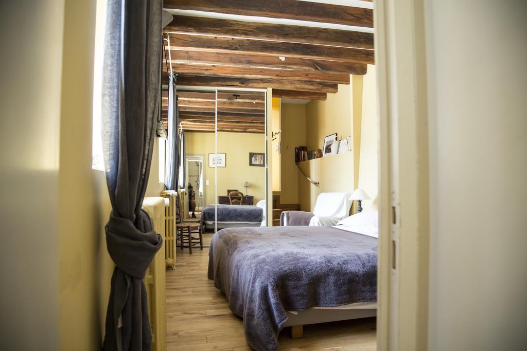 パリ Charmilles Des Cordeliers Bed & Breakfast エクステリア 写真